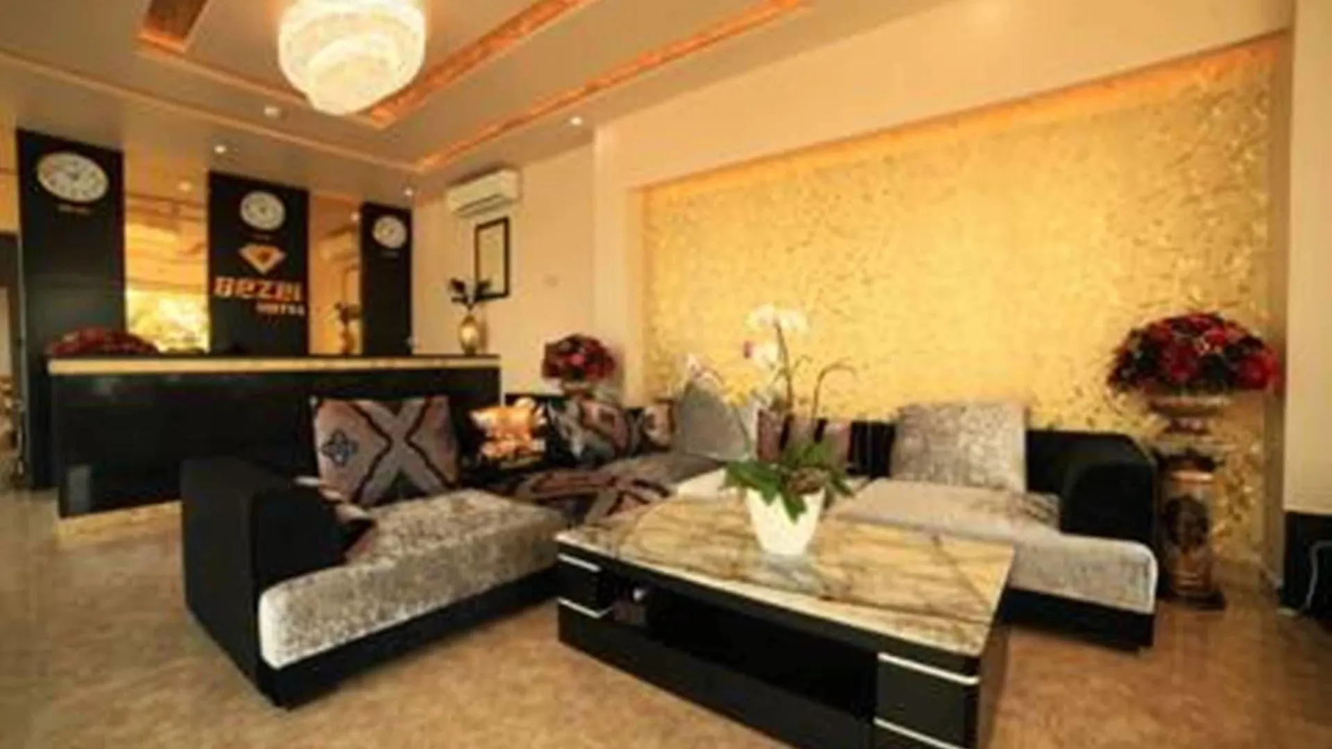 Bezel Hotel Дананг