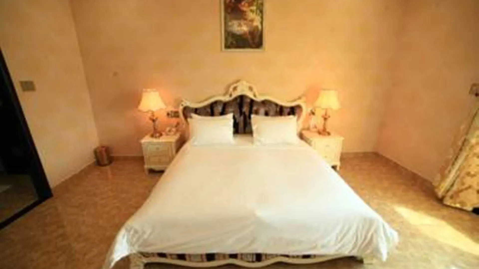 **  Bezel Hotel Da Nang Vietnam